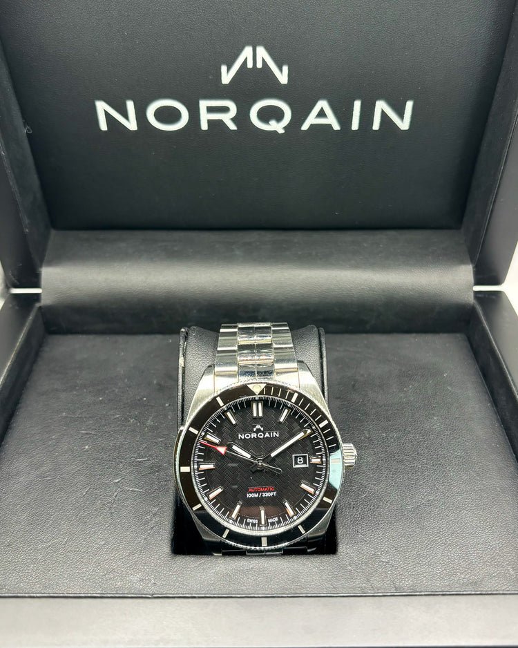 Norqain Adventure Sport 42 mm with date