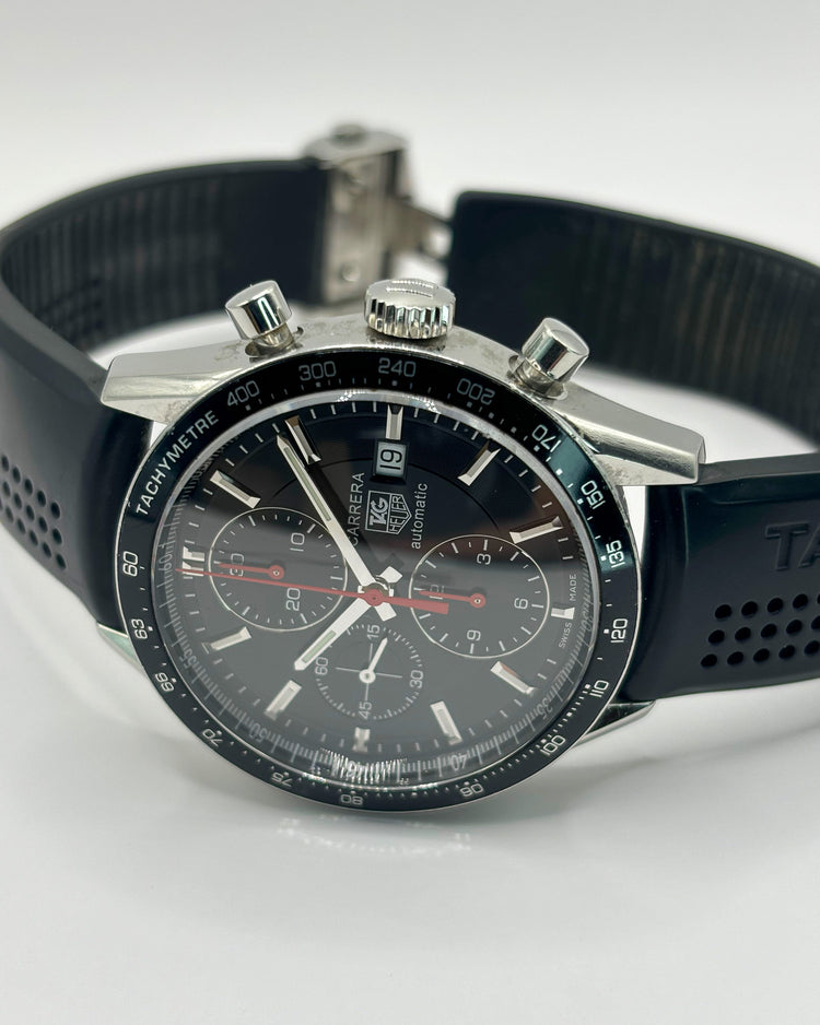 ON DEMAND Carrera Black Chronograph 41 mm with date