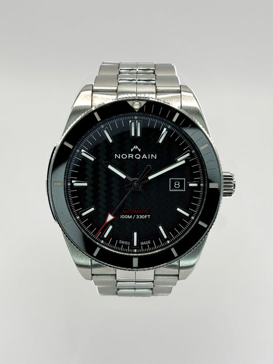 Norqain Adventure Sport 42 mm with date